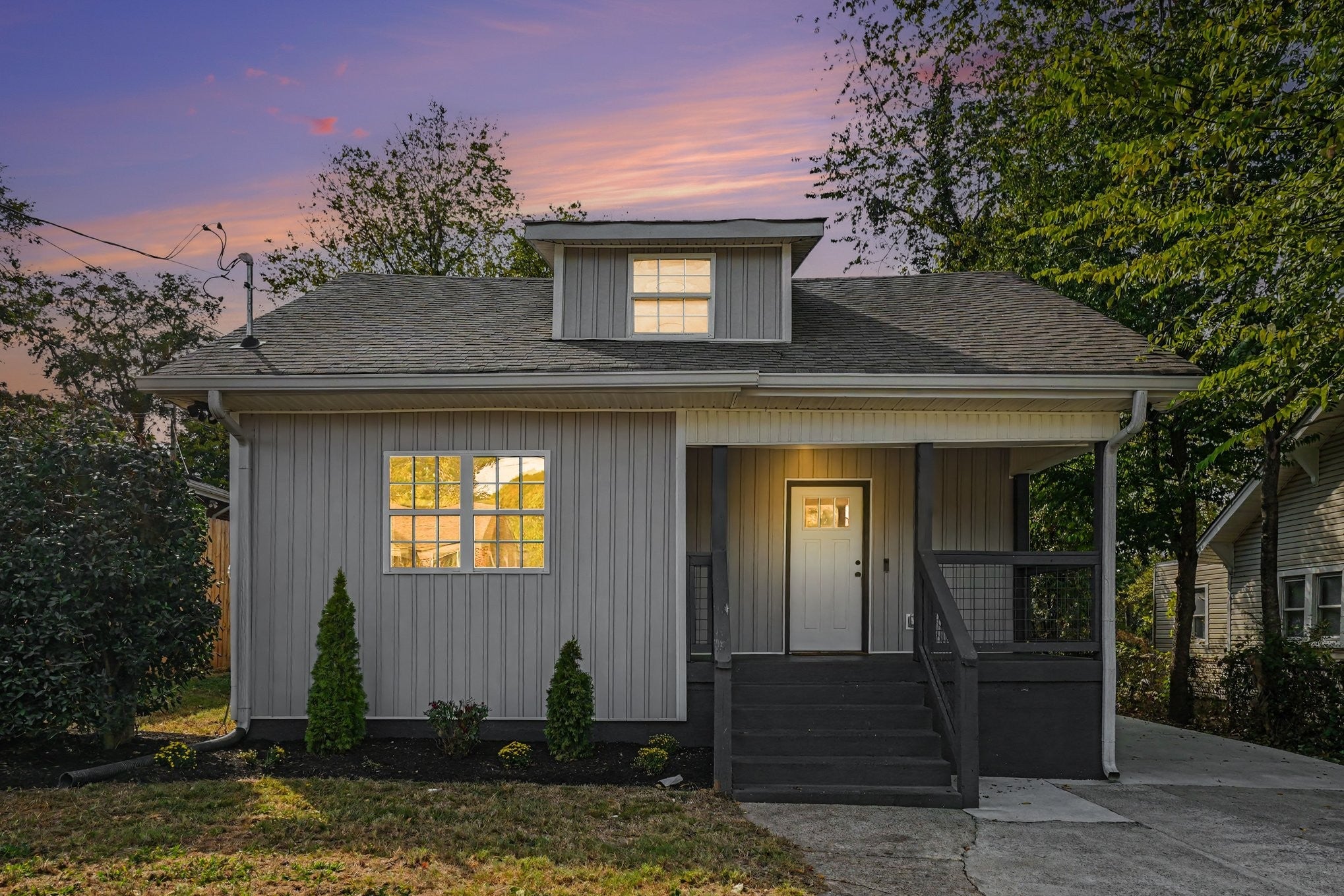 4-bed listing at 1709 21st Ave N, Nashville