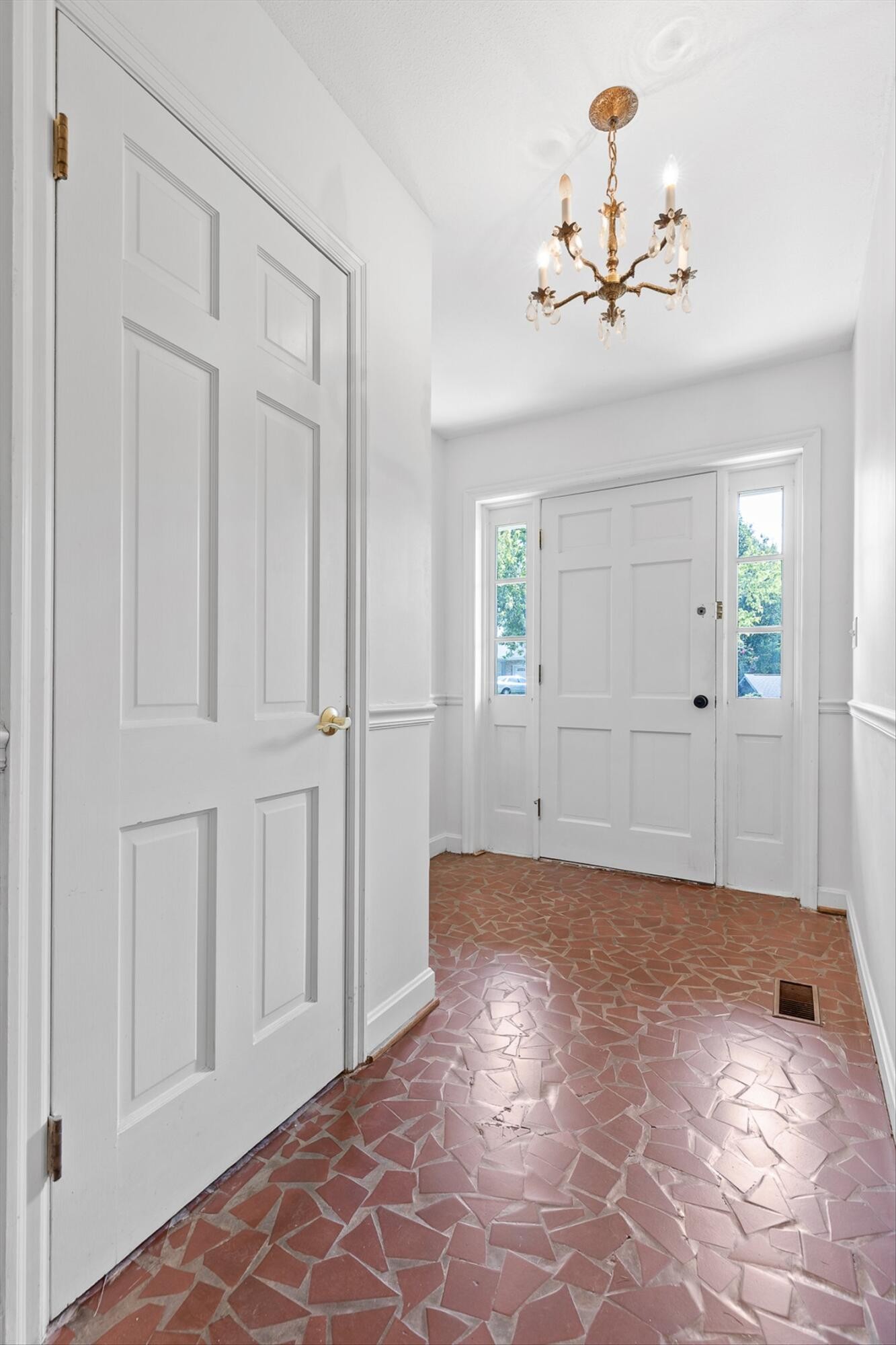 4607 Cloverdale Loop