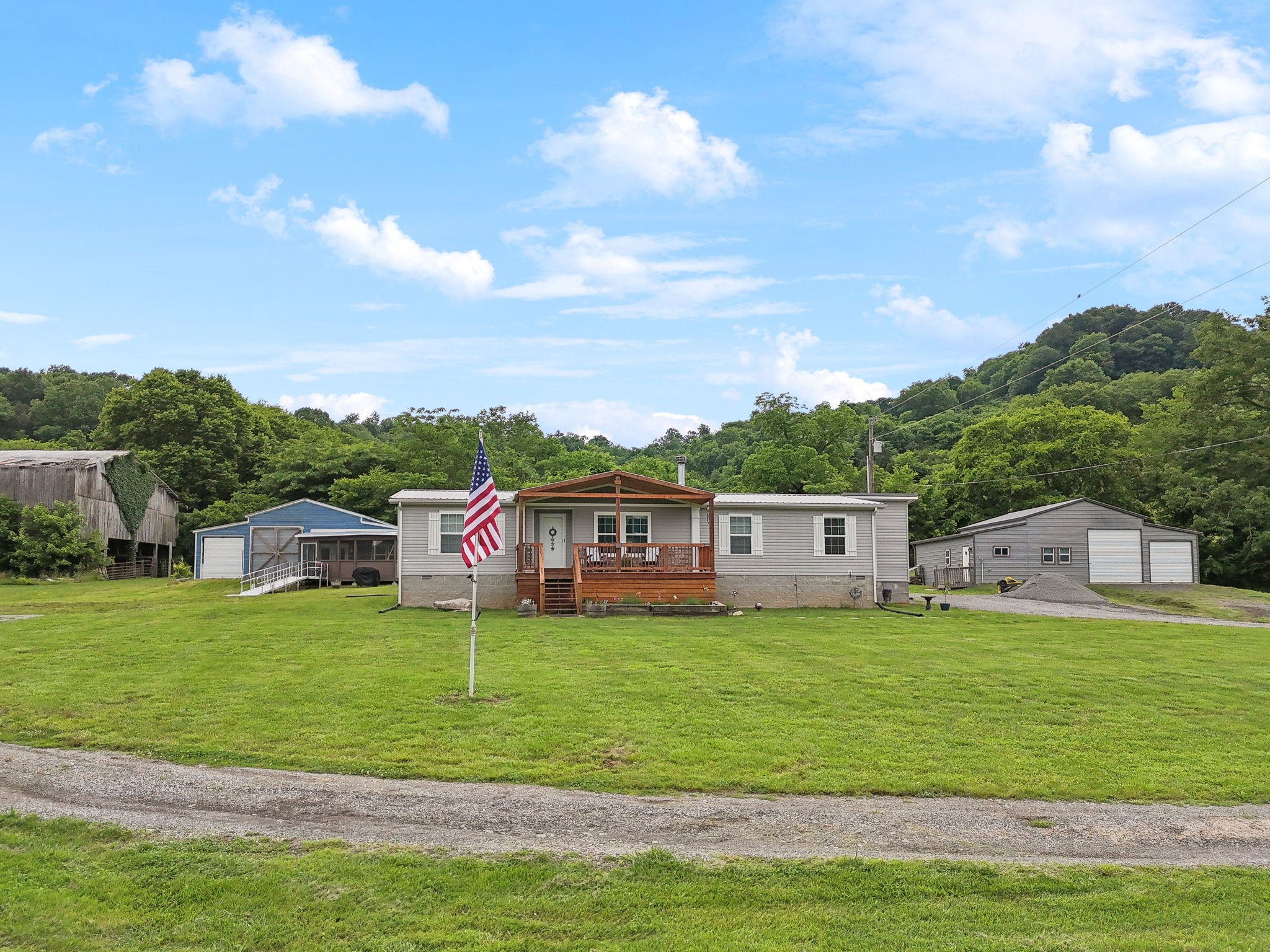 13 Duke Hollow Ln
