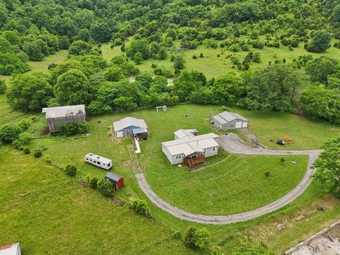 13 Duke Hollow Ln Carthage TN 37030