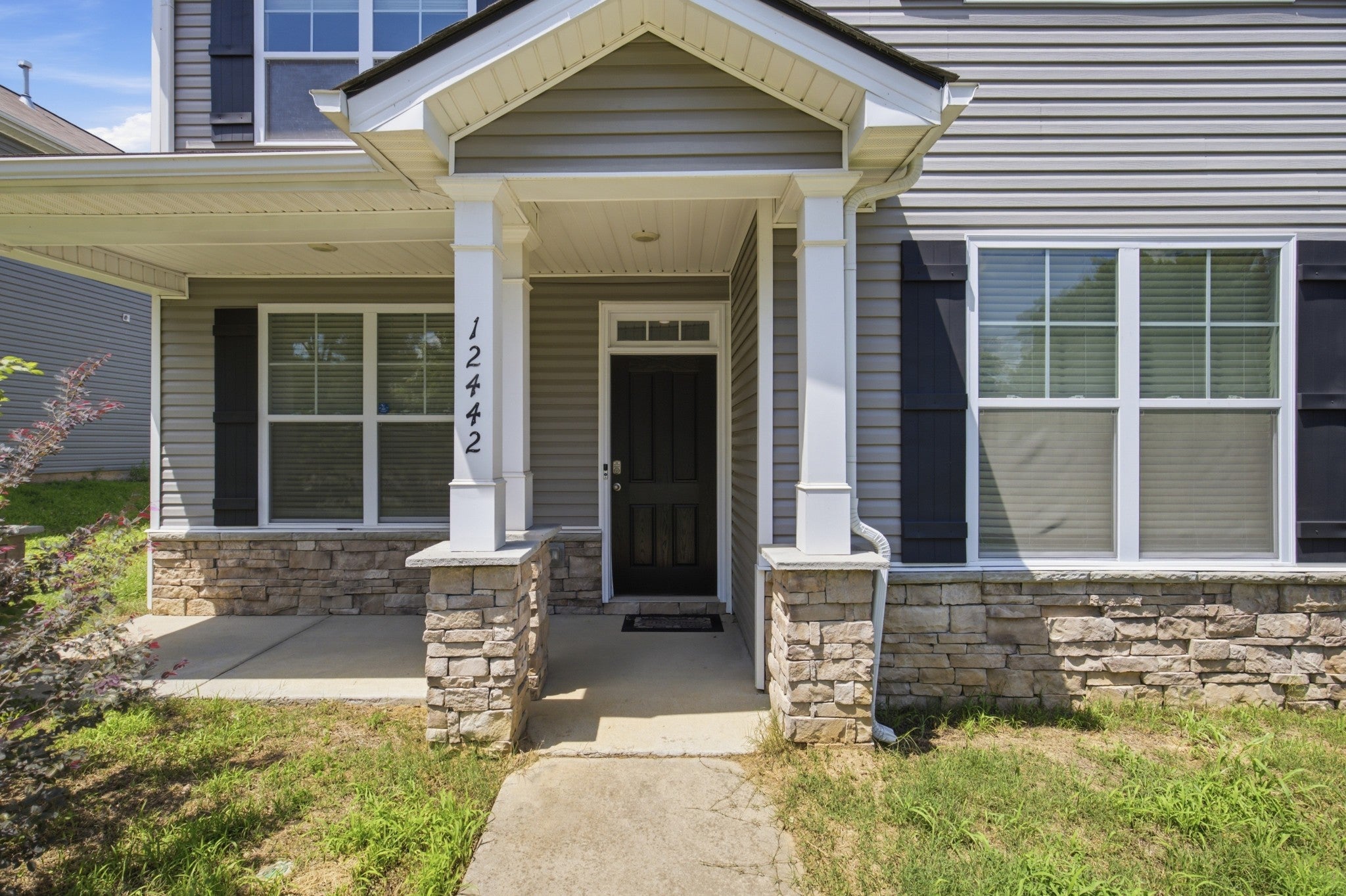 12442 Old Hickory Blvd, Antioch TN 37013 4-bed home, photo 2 of 31