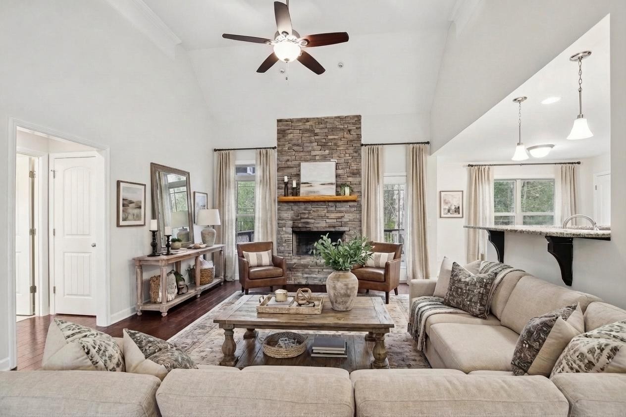 303 Cedar Hollow Ct