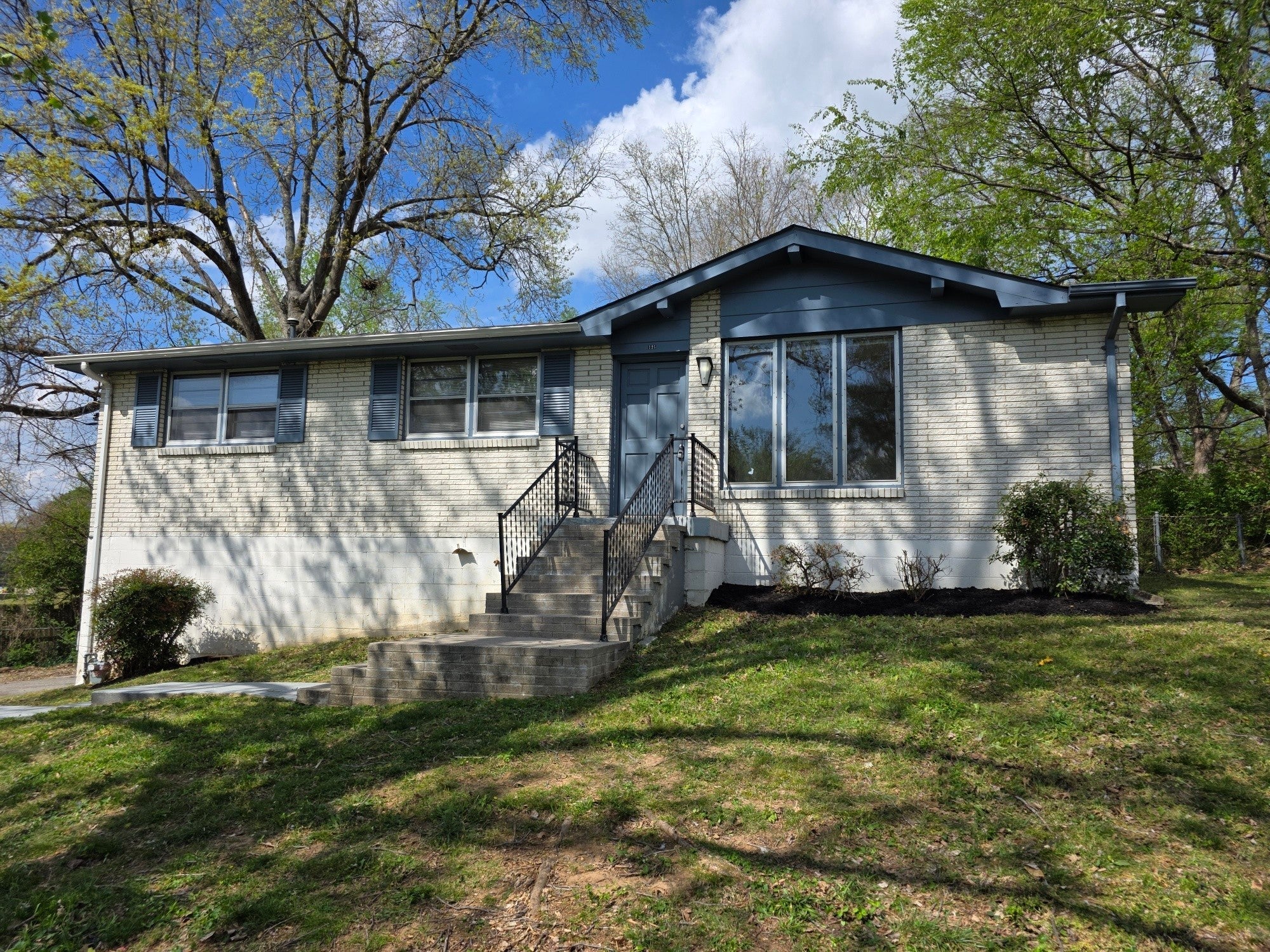 125 Curtis Cross Roads