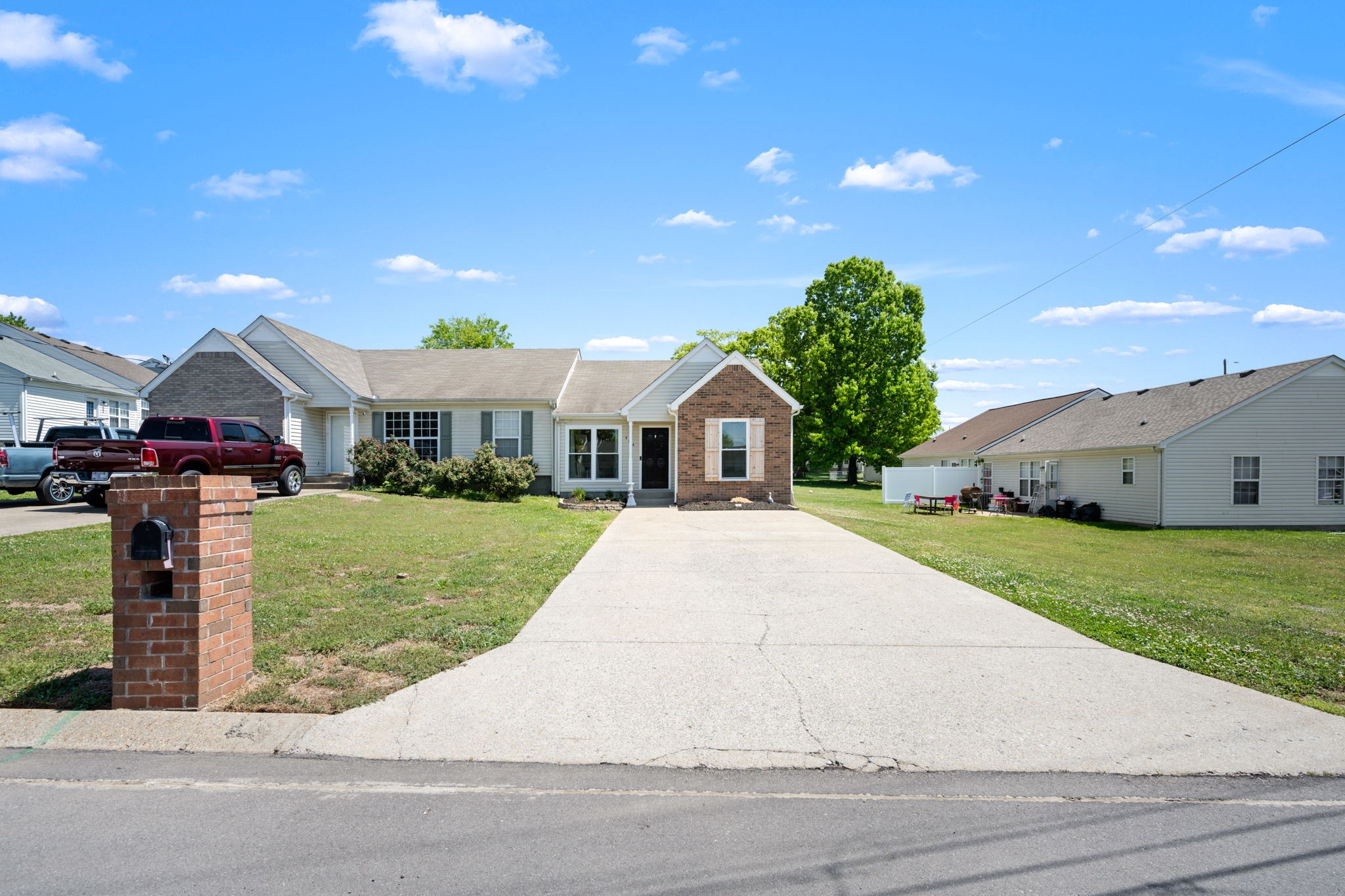 404 Keswick Ct