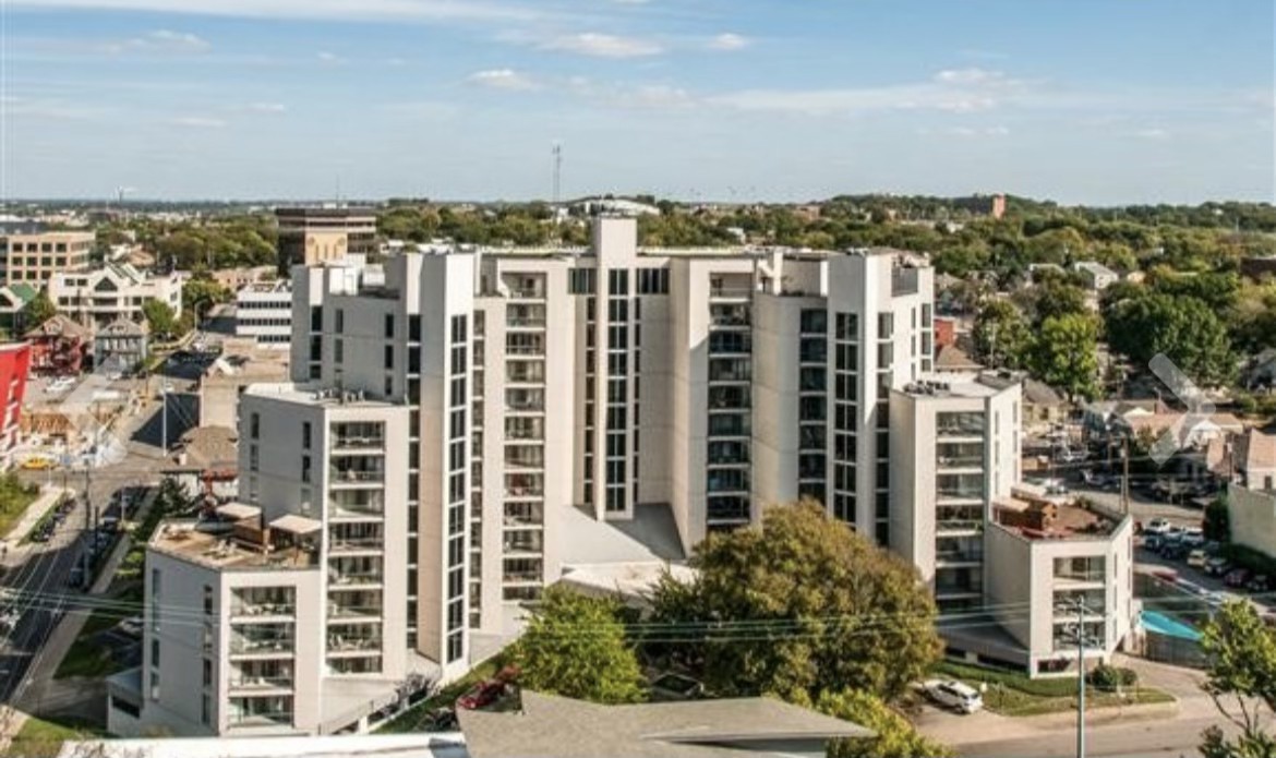 View Nashville, TN 37212 condo