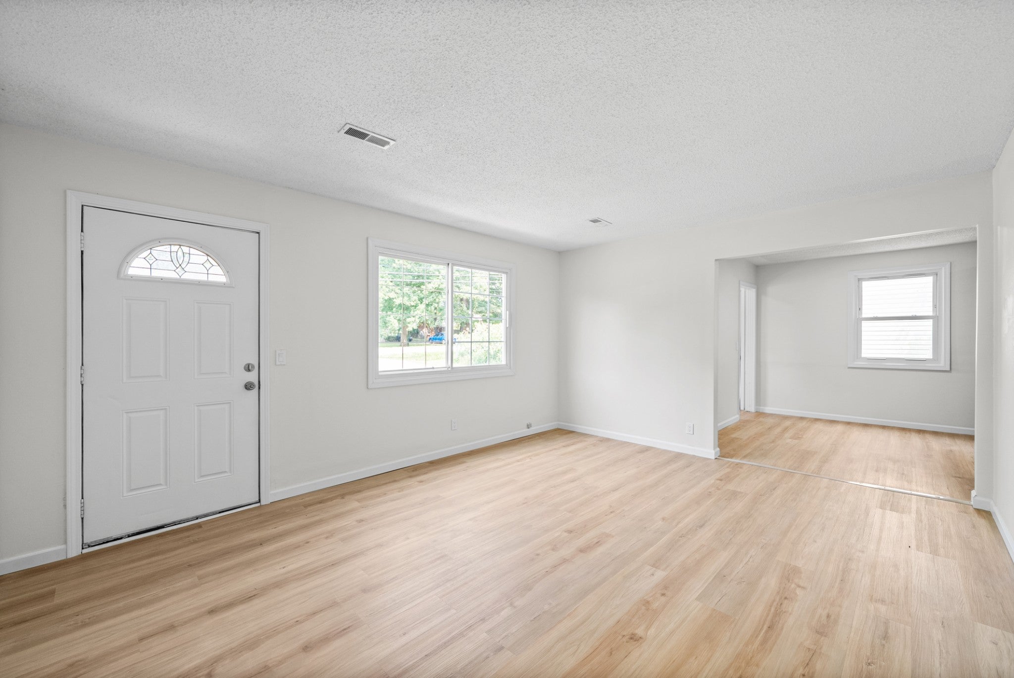 216 Tobacco Rd