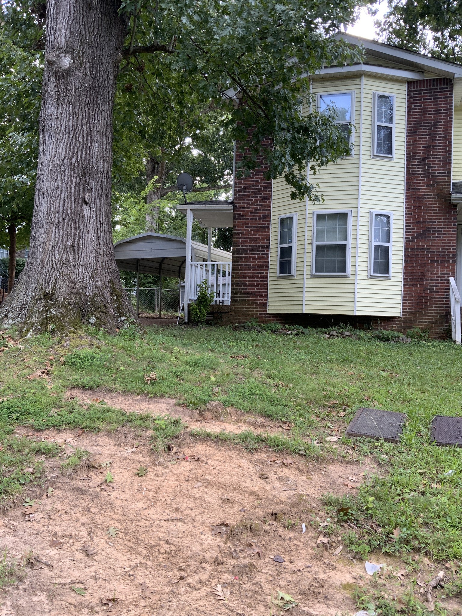 1105 Waggoner Ct W