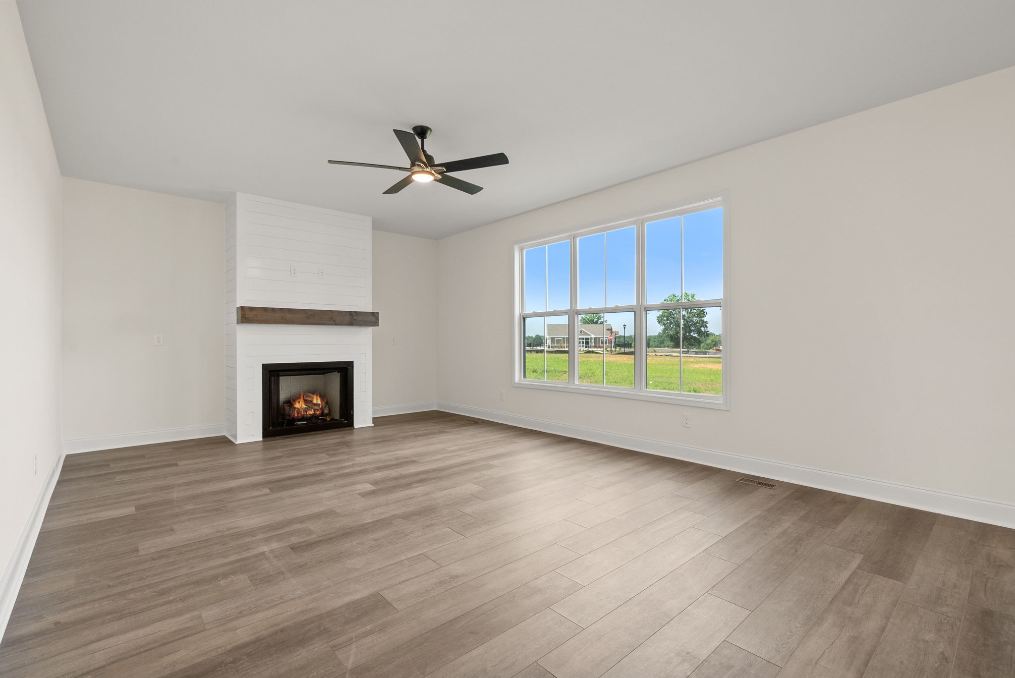 193 Bluebell Dr