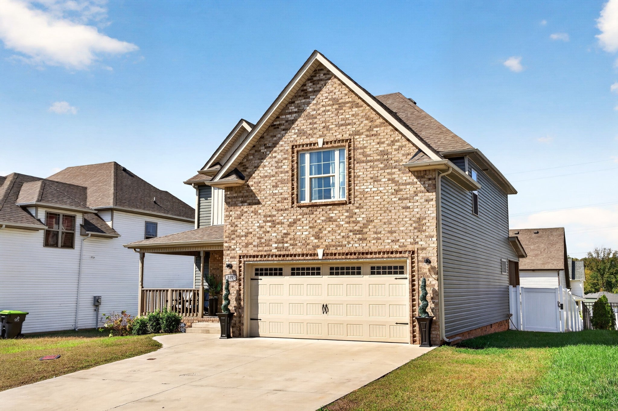 881 Limestone Way