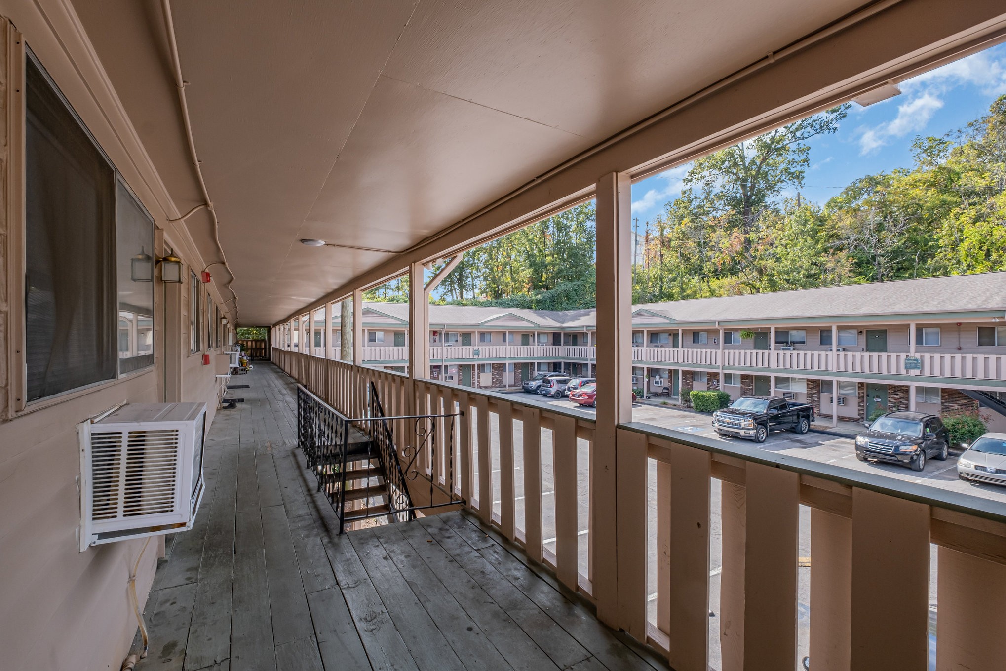 261 White Bridge Pike 141