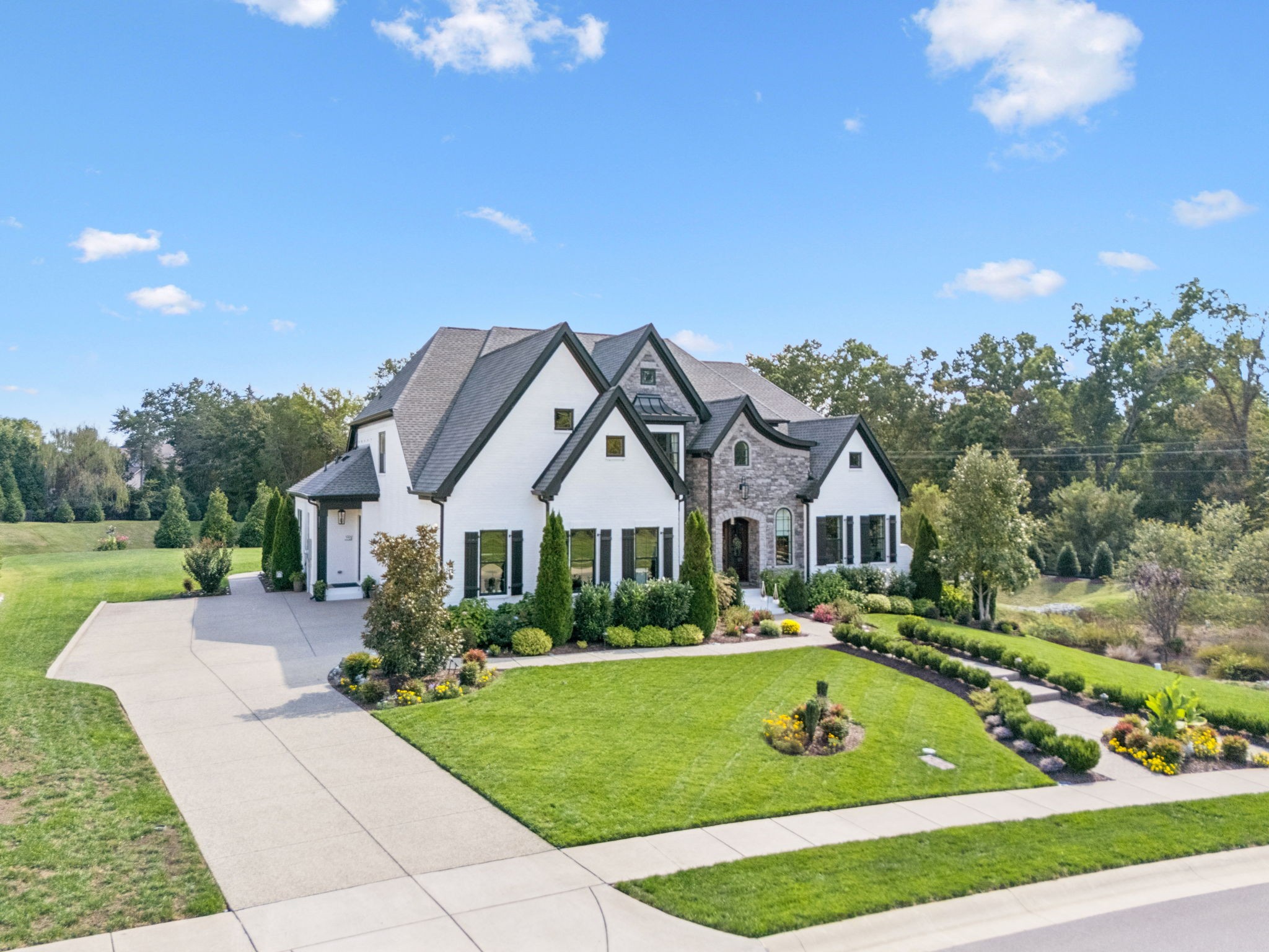 2001 Kingsbarns Dr