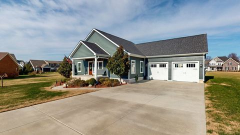 Photo of 102 Cannonball Ct, Winchester, TN 37398 (MLS # 3186416)
