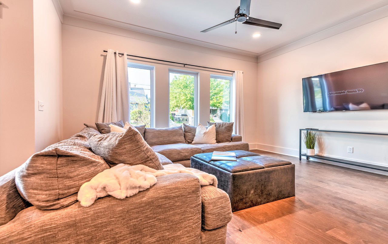 1106 Greenwood Ave