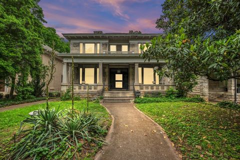 3818 Richland Ave Nashville TN 37205
