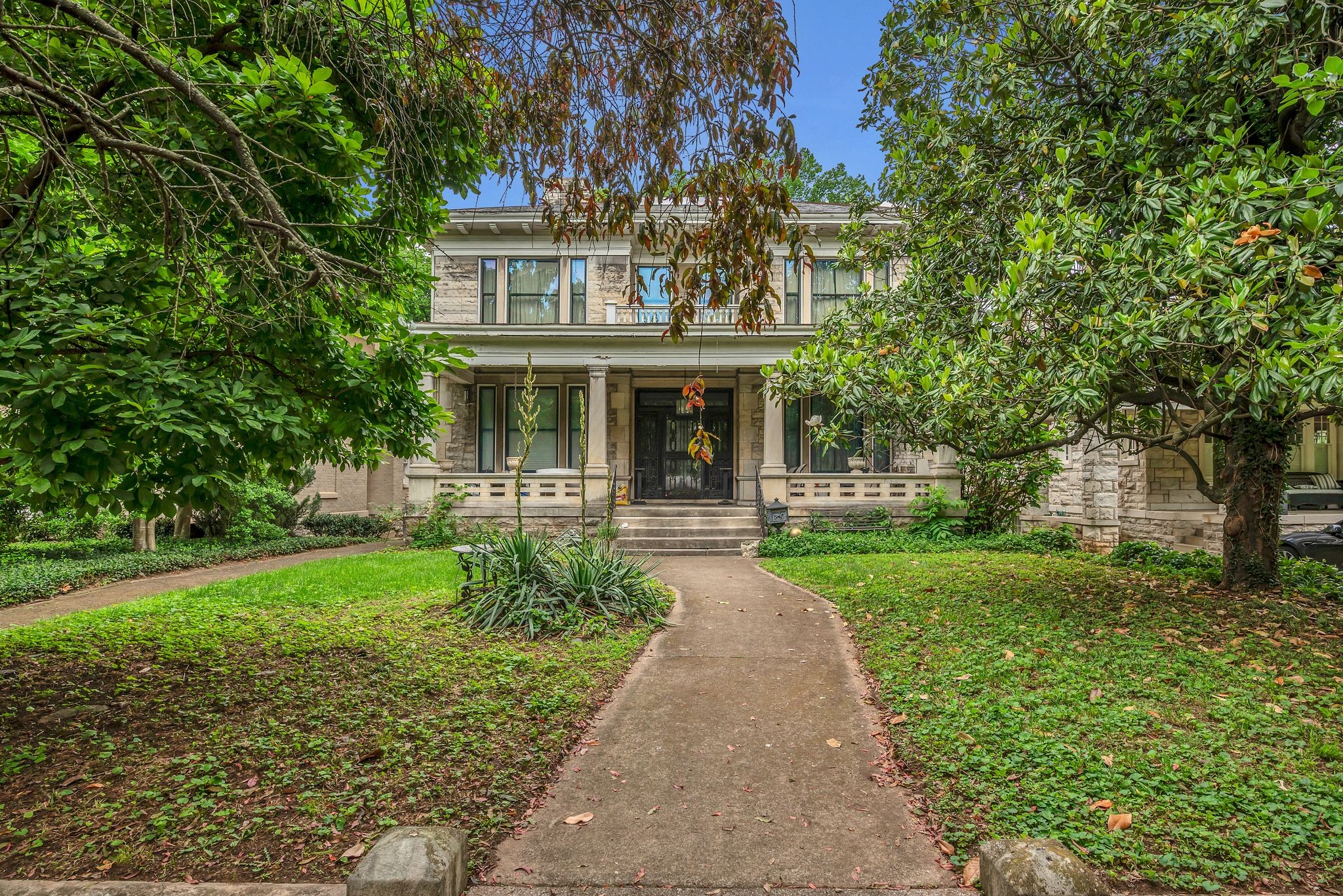 3818 Richland Ave