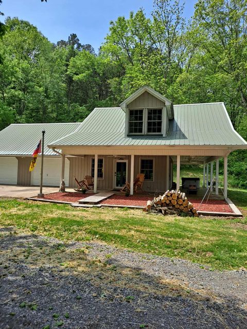 321 Hidden Valley Rd Dover TN 37058