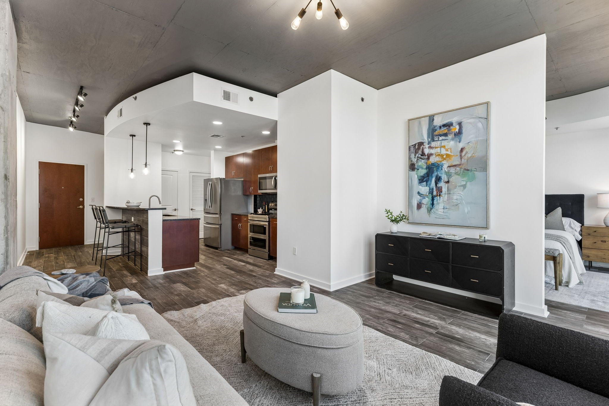 301 Demonbreun St 1513