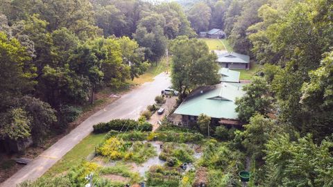 168 Three Springs Rd Nunnelly TN 37137