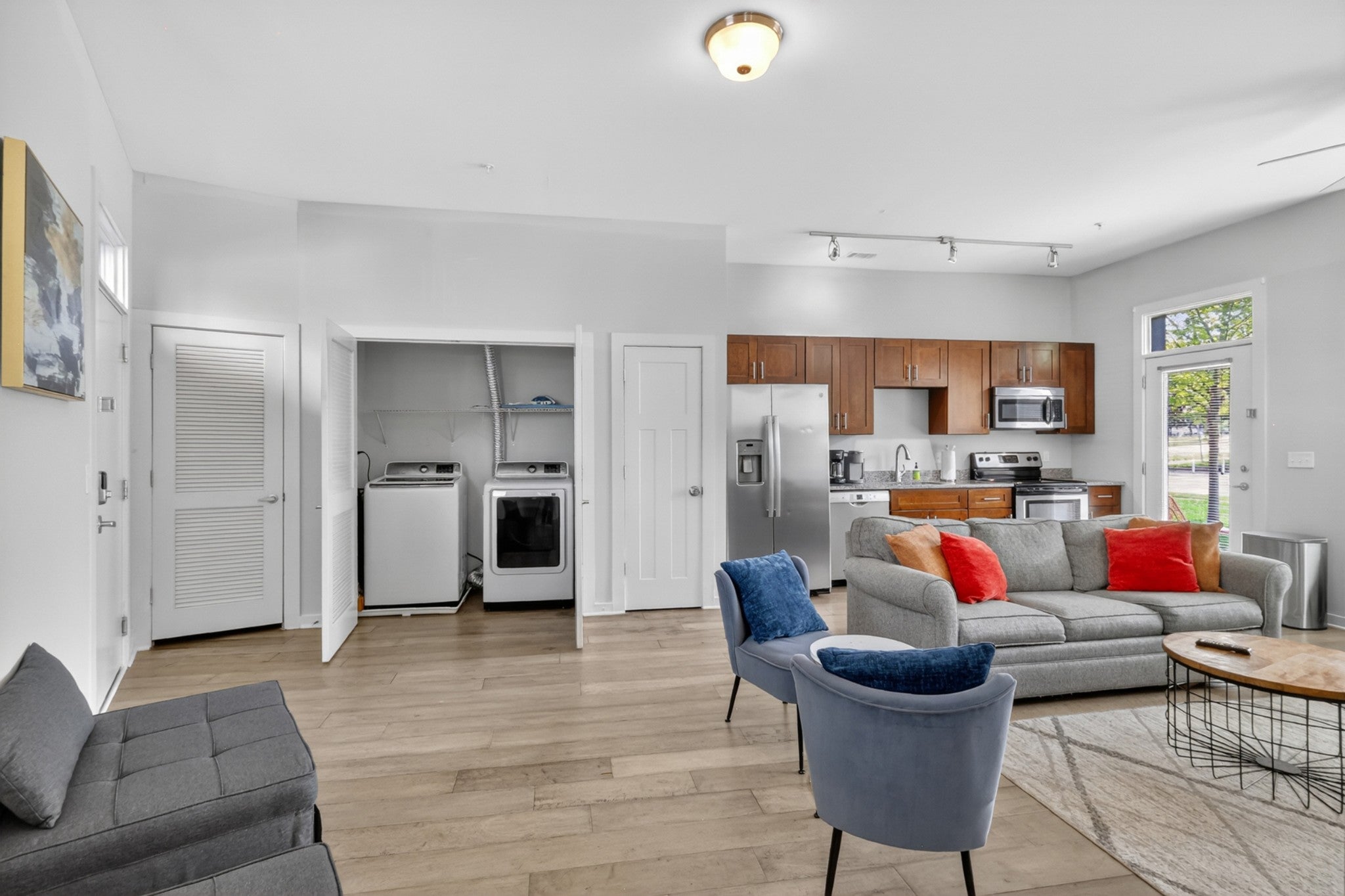 2.0-bed rental at 1700 Belcourt Ave 105
