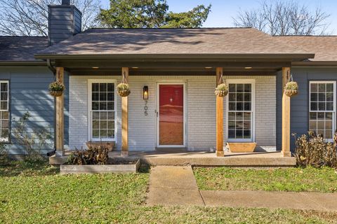 705 Sandburg Pl Nashville TN 37214