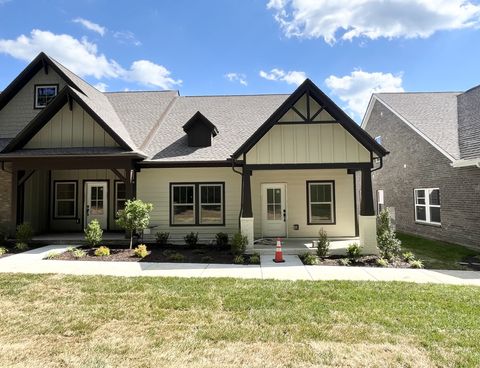 Photo of 726 Coburg Street, Gallatin, TN 37066 (MLS # 3211836)