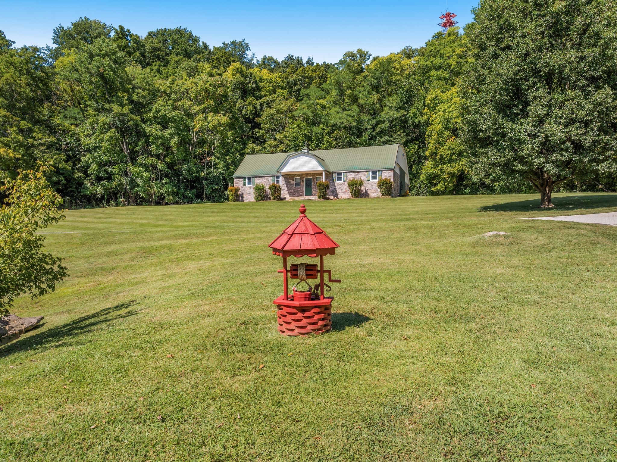 1026 Holly Tree Gap Rd