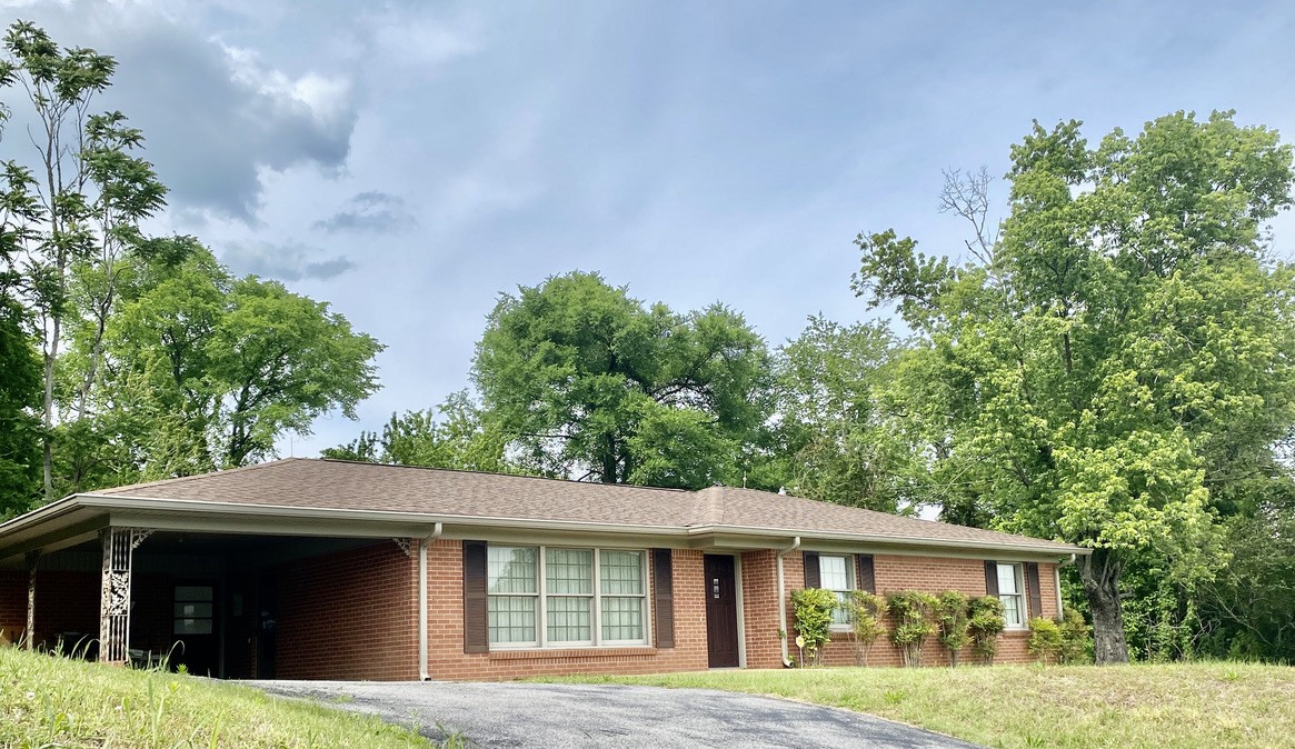 140 Short St