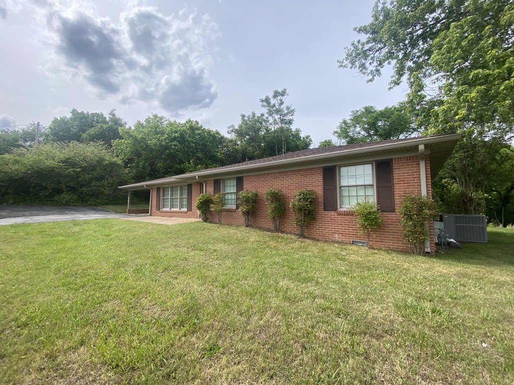 140 Short St