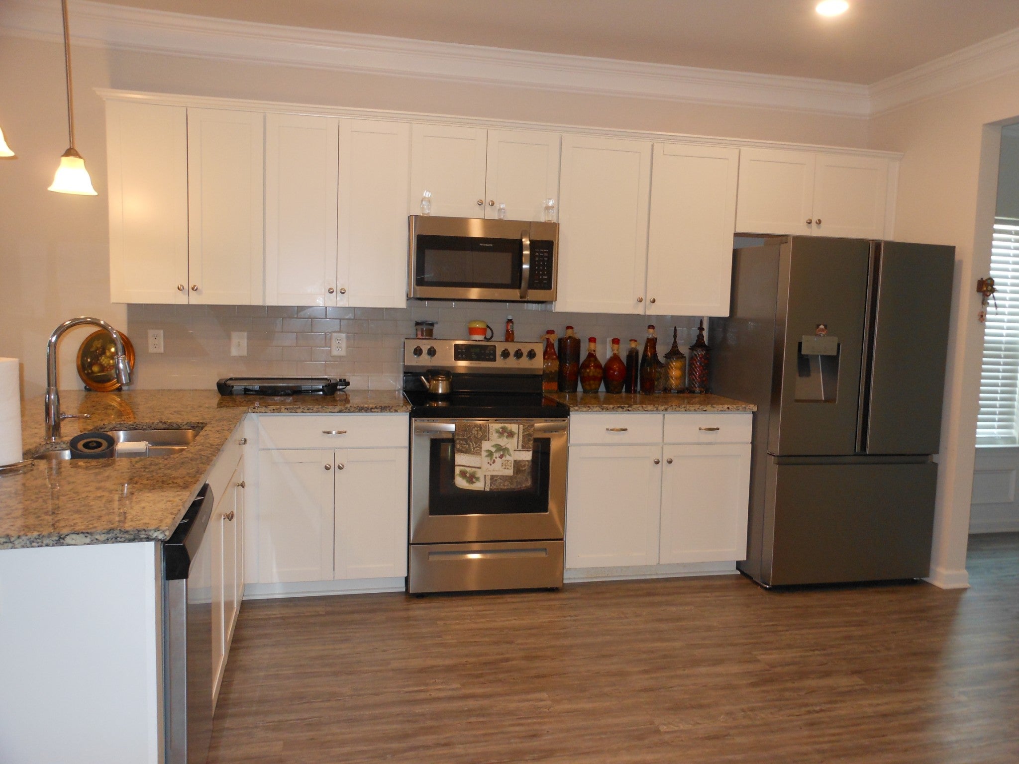 2-bed home for sale in Nashville, TN 37207, 2225 Silverton Dr 2225 Silverton Dr, Nashville TN 37207 2-bed home, photo 3 of 12