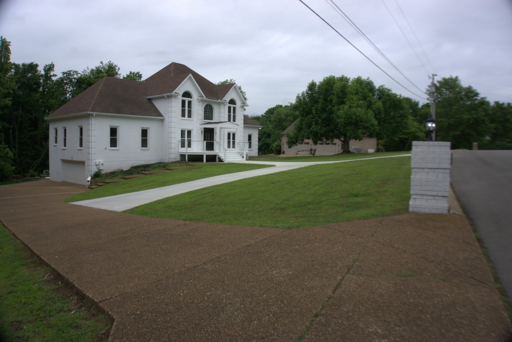 1202 Willow Brook Pass