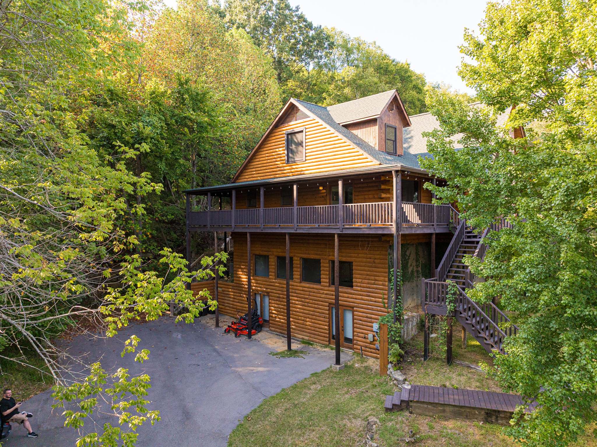 1723 Warren Hollow Rd