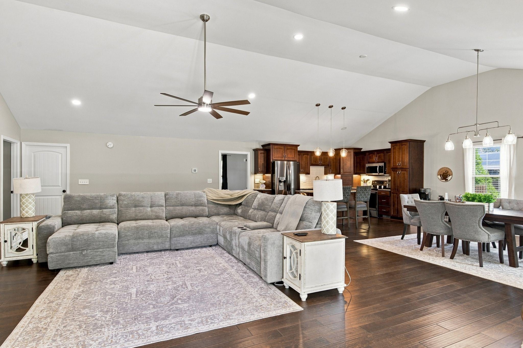 1412 Suzanne Dr