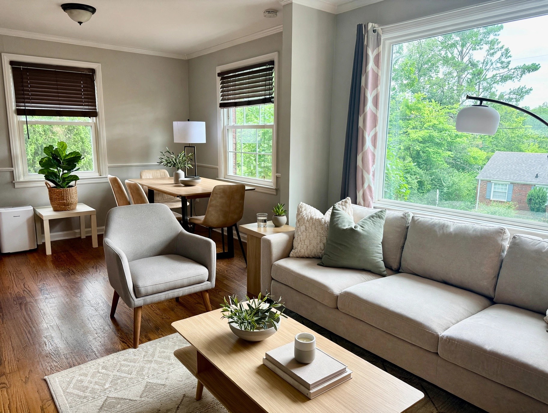 Photo 1 of 37 — 3207 Overlook Dr, Nashville, TN 37212