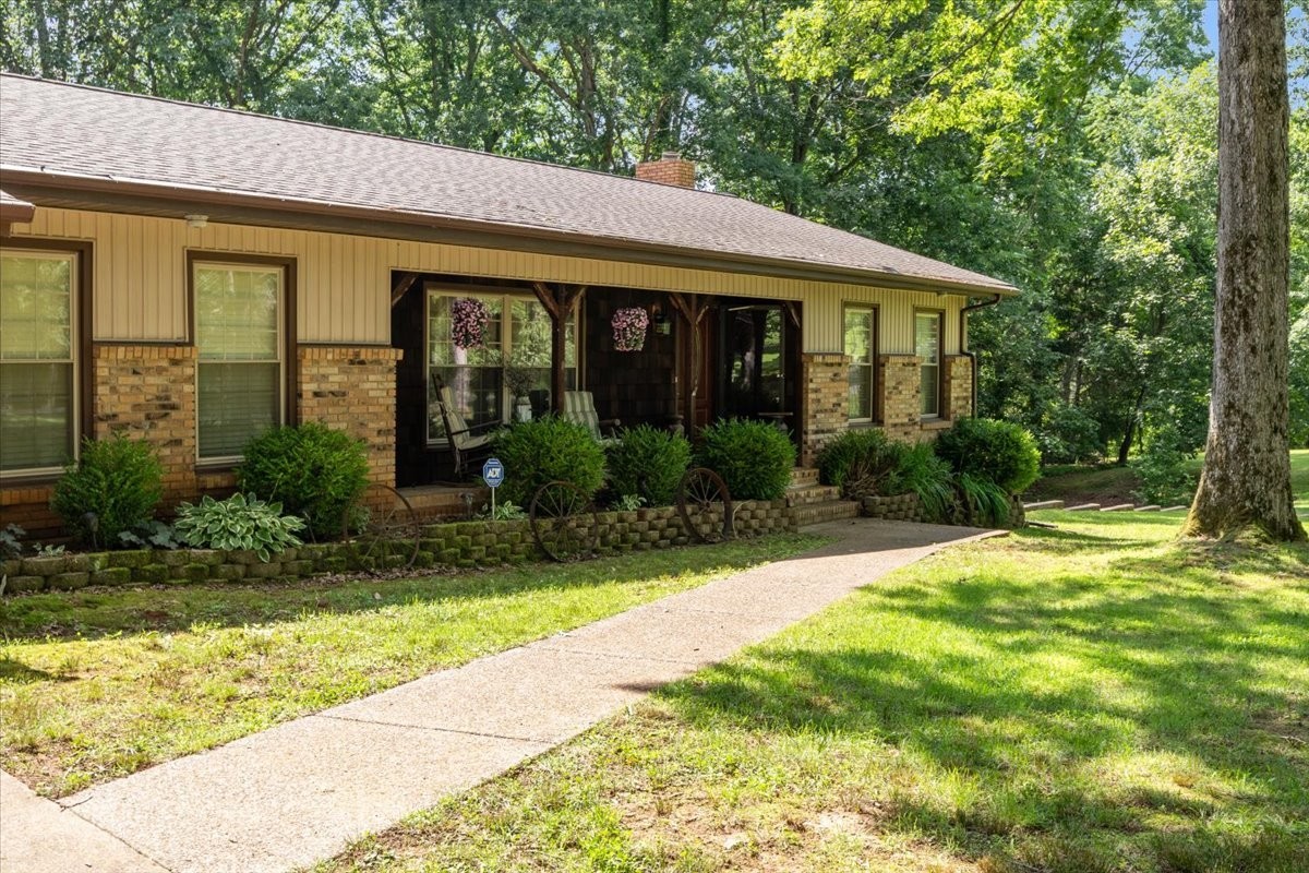 4552 Elkins Dr