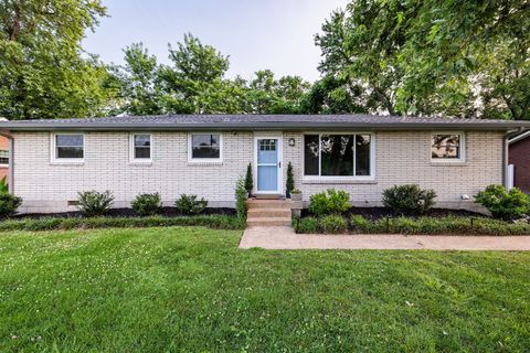 1818 Willow Springs Dr Nashville TN 37216