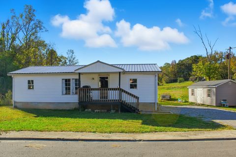 214 S Main St Byrdstown TN 38549