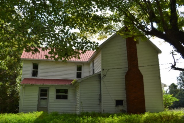 1046 Livingston Hwy