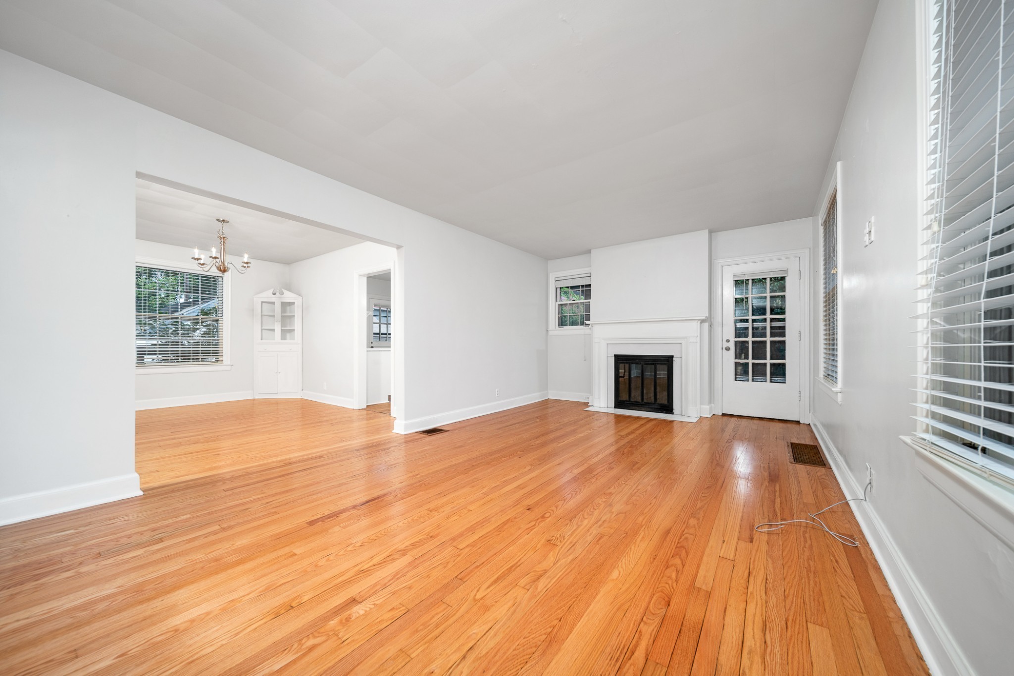 311 Lauderdale Rd