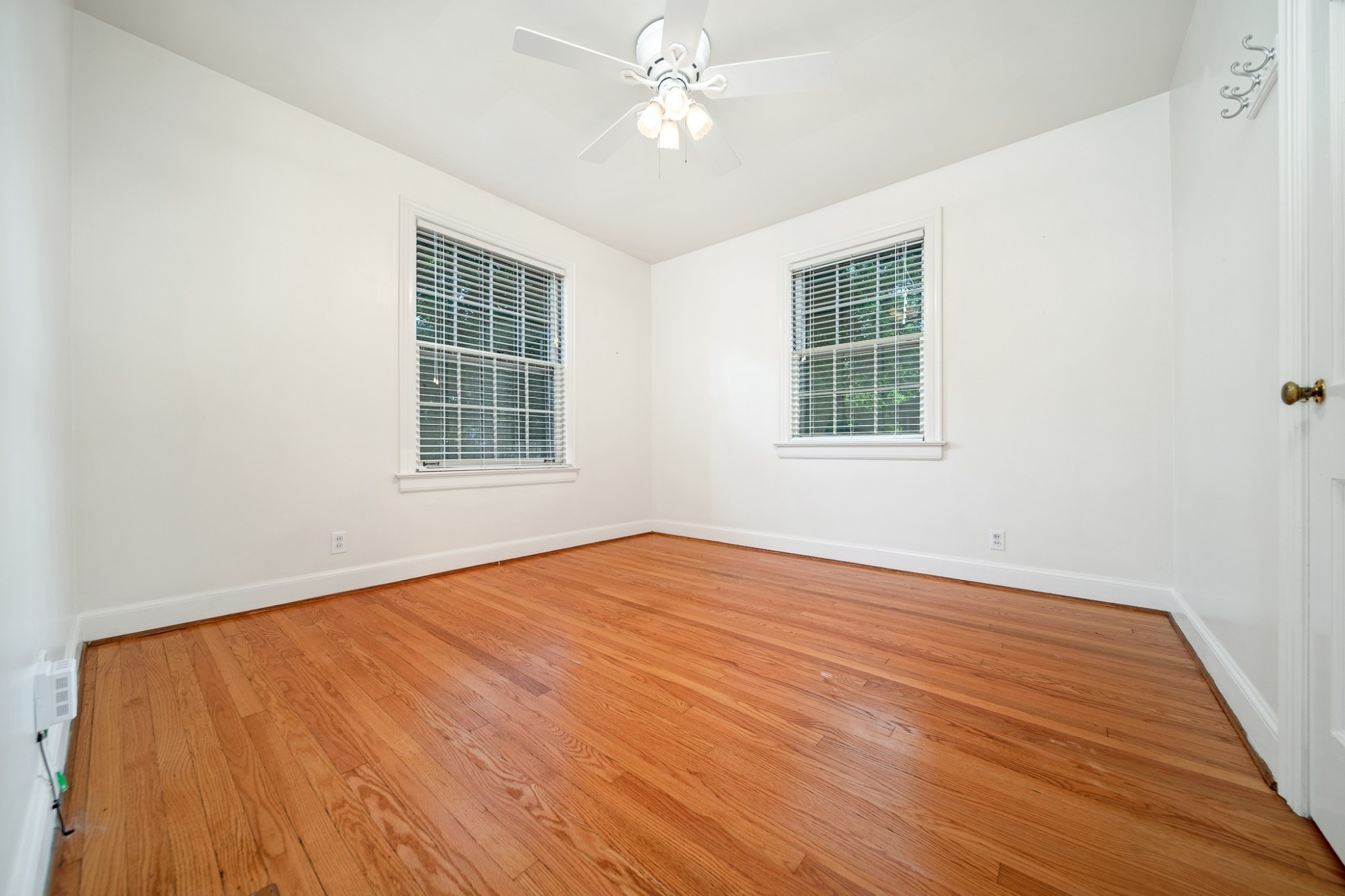 311 Lauderdale Rd