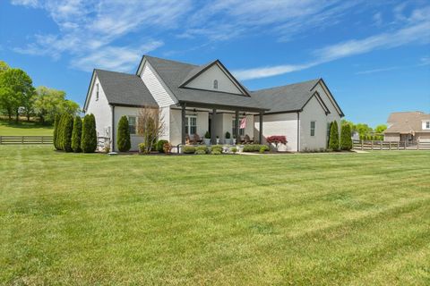 427 Carters Creek Pike Columbia TN 38401