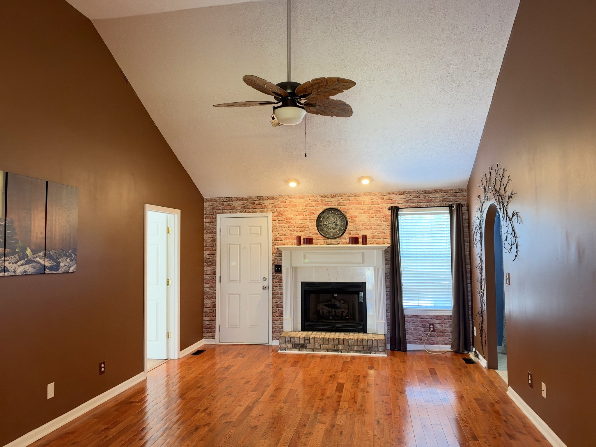 848 Bunny Ct