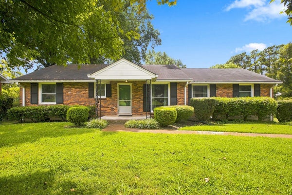 5005 WHISPERING HILLS CT, NASHVILLE, TN 37211 - Image 5def42bc12cd6c8a47c4e50ee9b577c1/1722595571