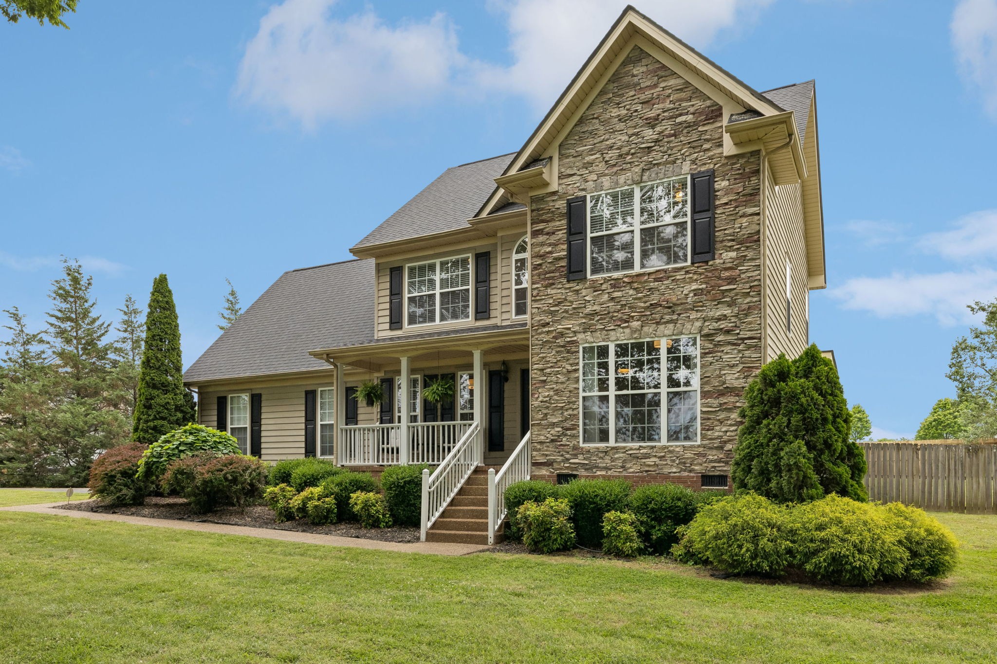 1399 Standing Stone Cir