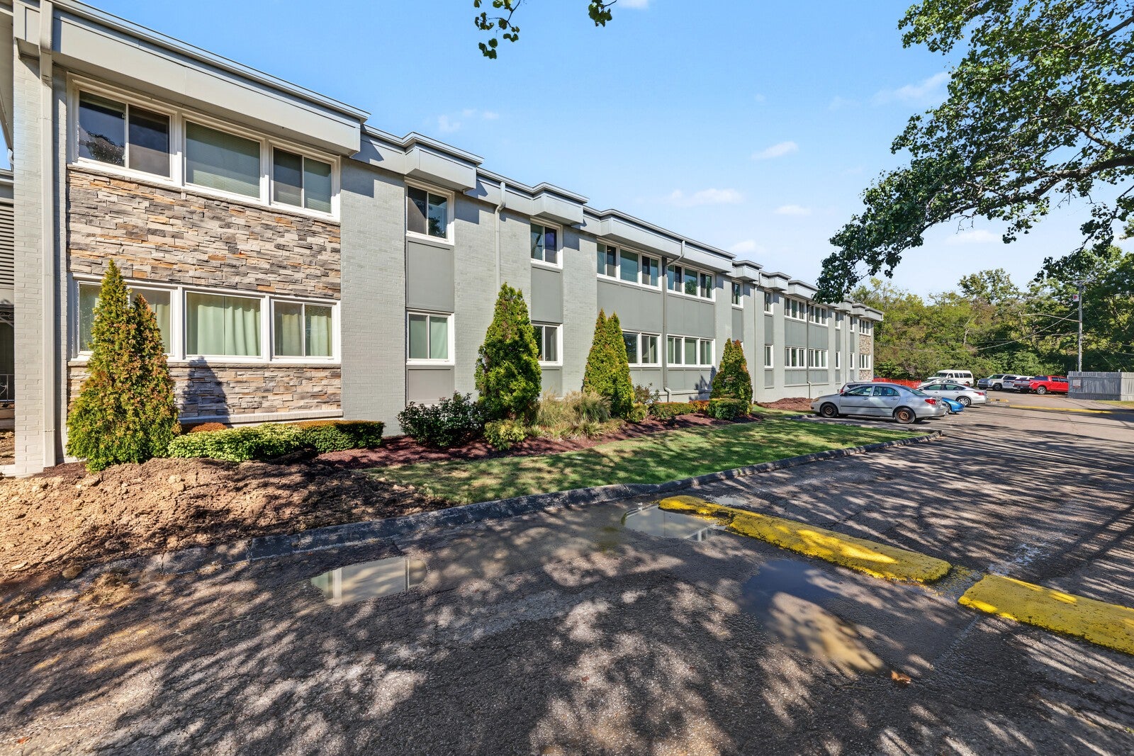 1900 Richard Jones Rd A203