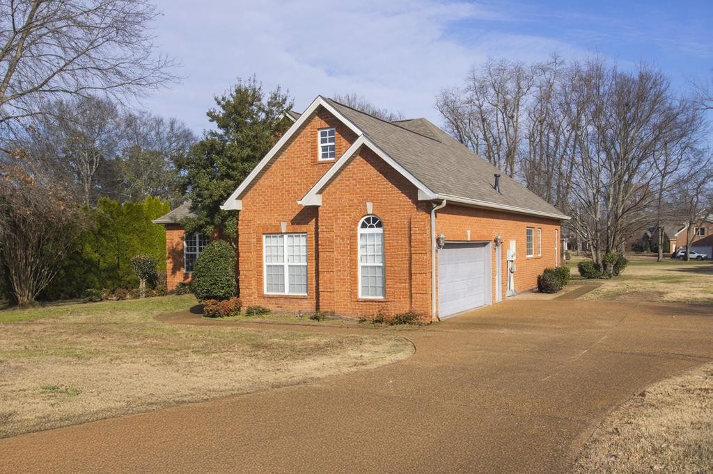 3007 Nottingham Cir W