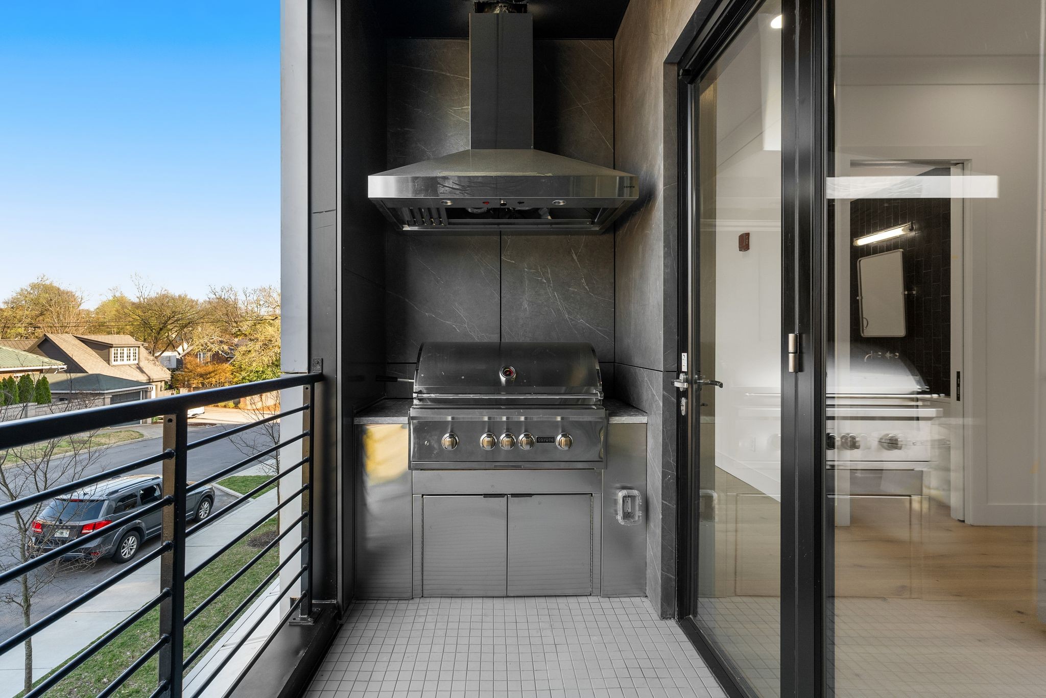 95 Leonard Ave 5