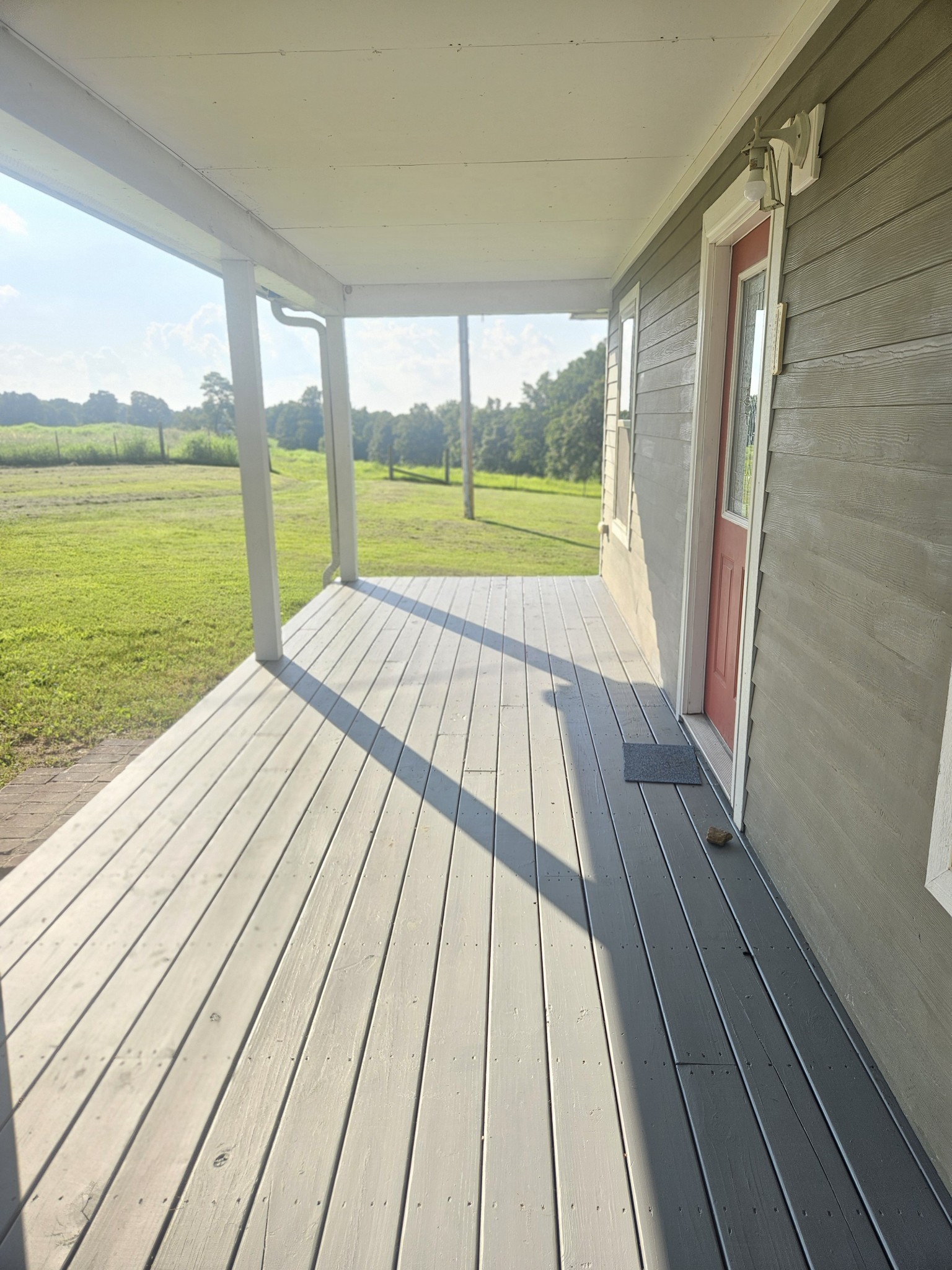 412 Hawkins Rd