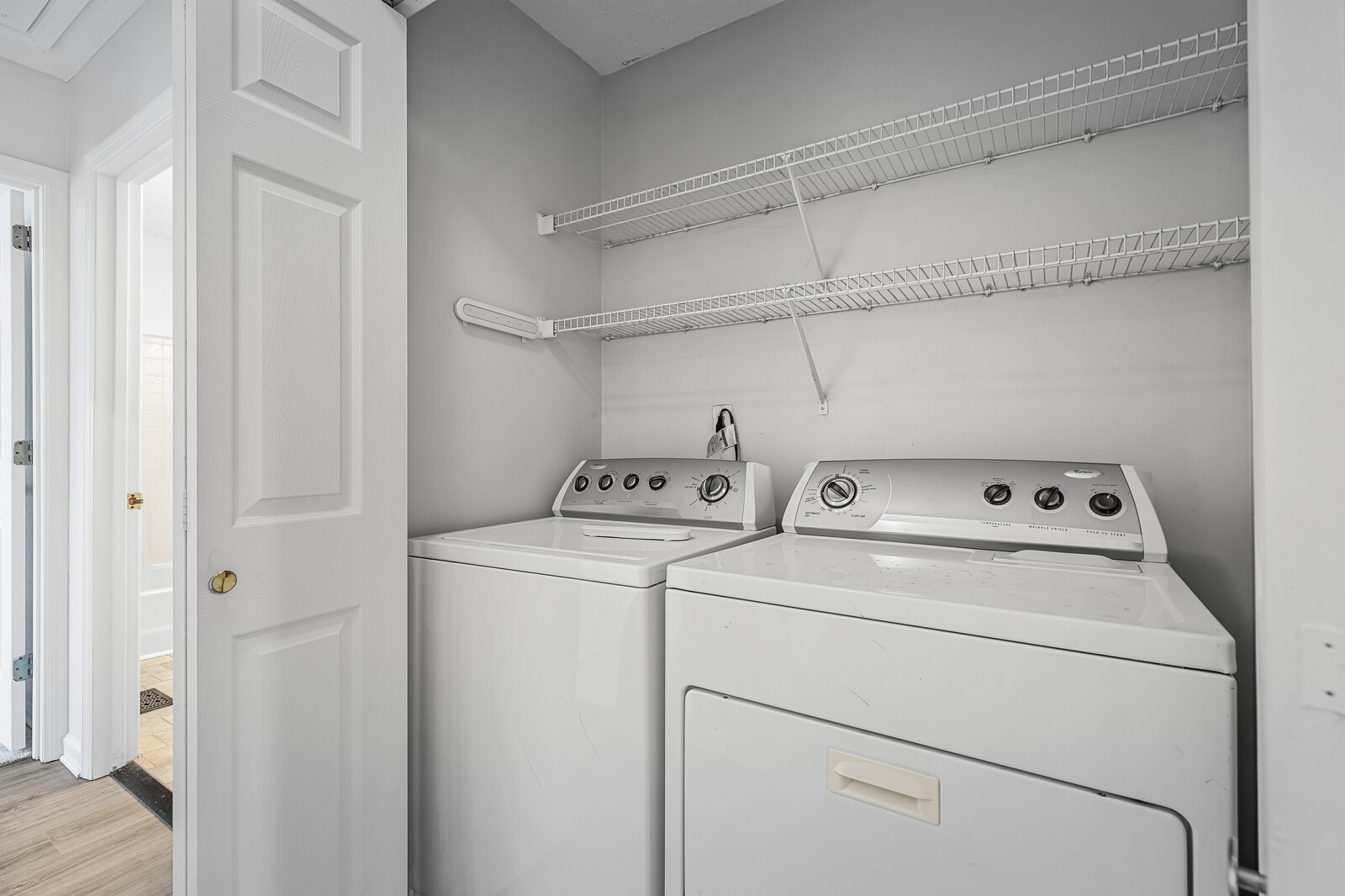 Nashville, Tennessee 37211, United States, 3 Bedrooms Bedrooms, ,2 BathroomsBathrooms,Residential,Active,255010