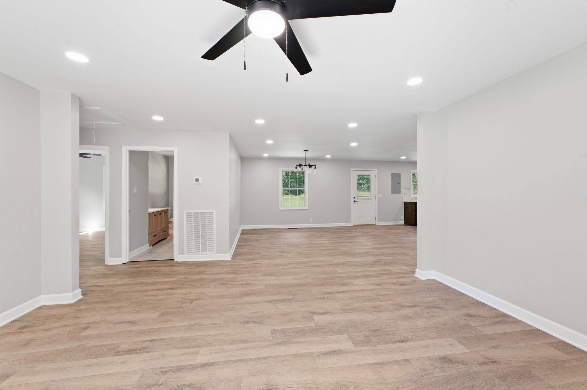 180 Maple St