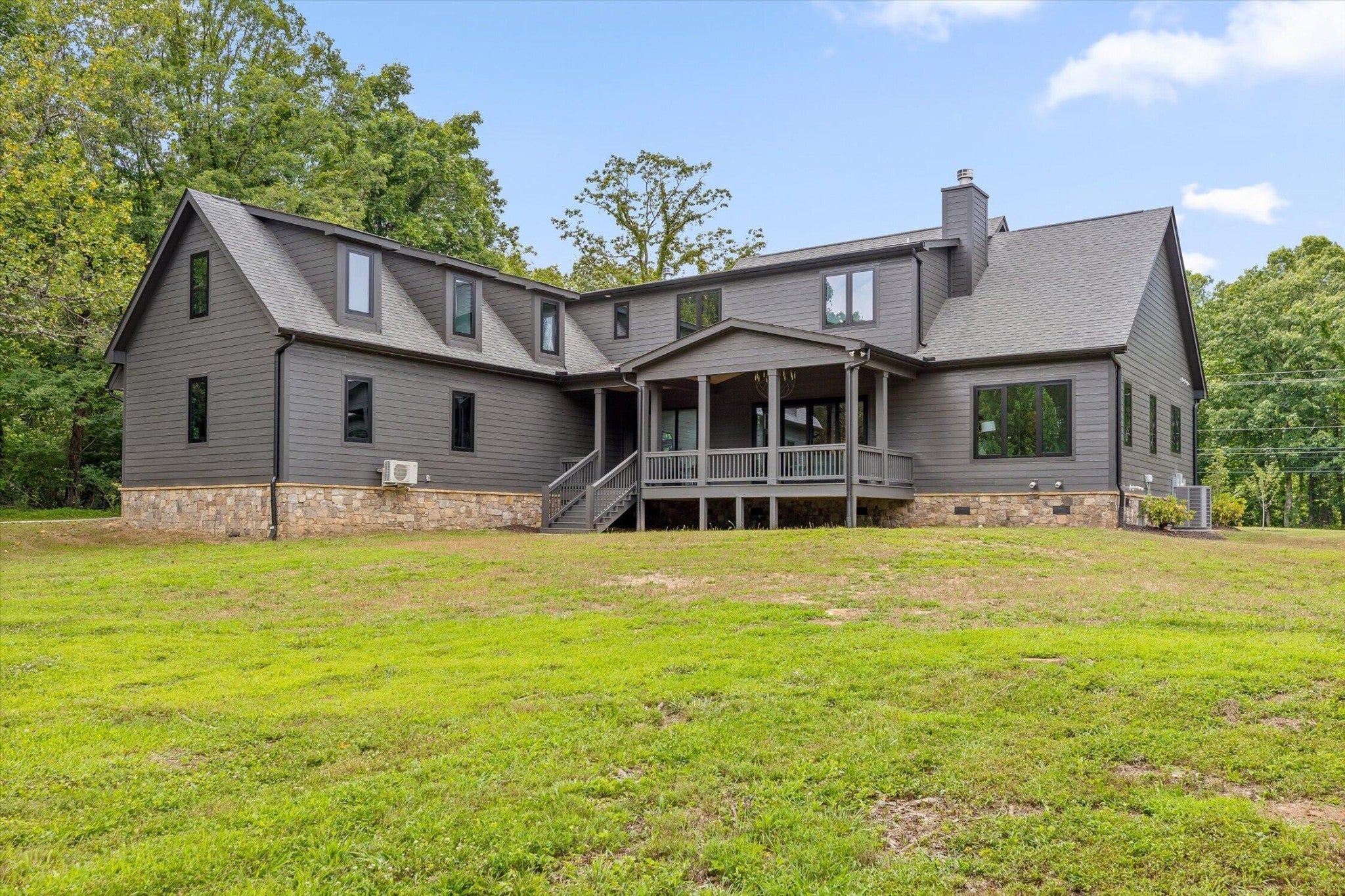 7524 Sawyer Pike